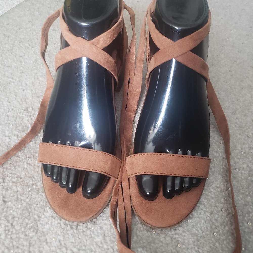 Brash Tan Block Heeled Sandal